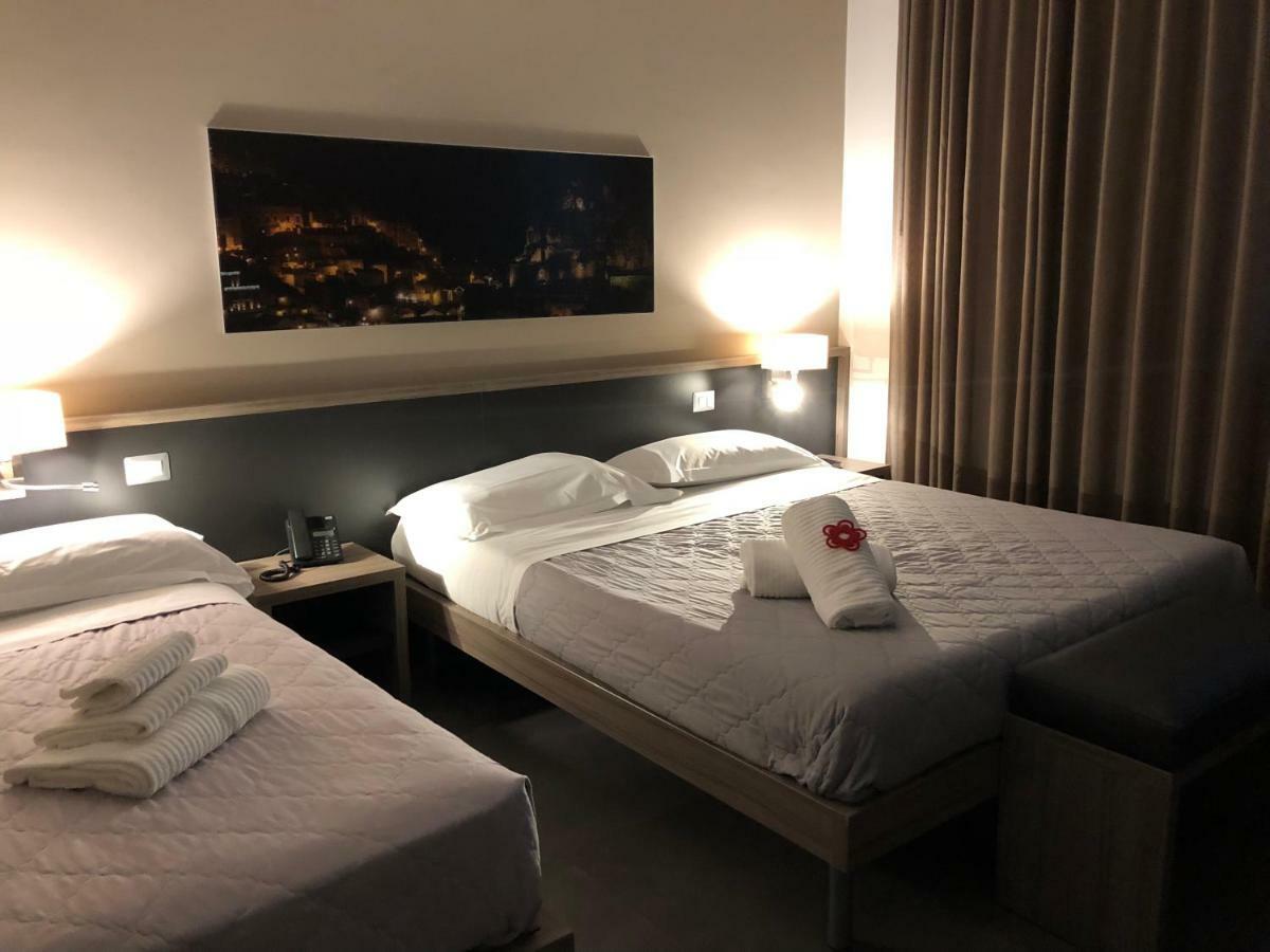 מטרה La Sosta Motel Tavola Calda מראה חיצוני תמונה